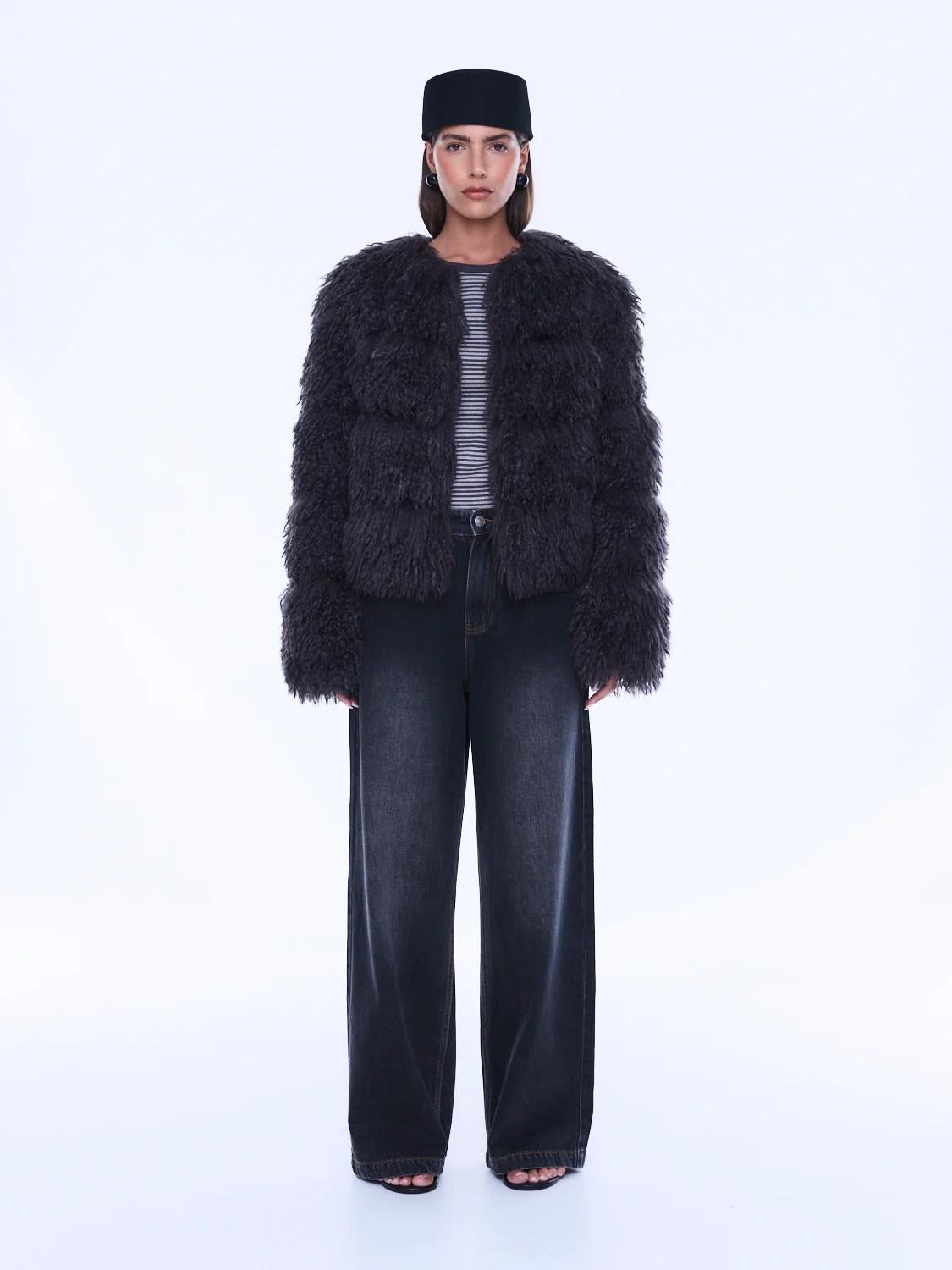 CAITY FAUX FUR JACKET - Image 6
