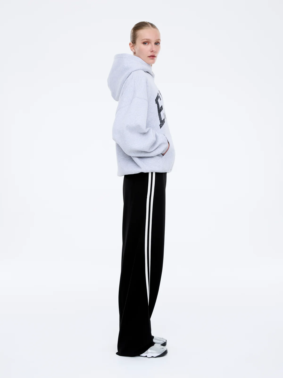 COLLEGIATE OVERSIZED HOODIE - Image 6