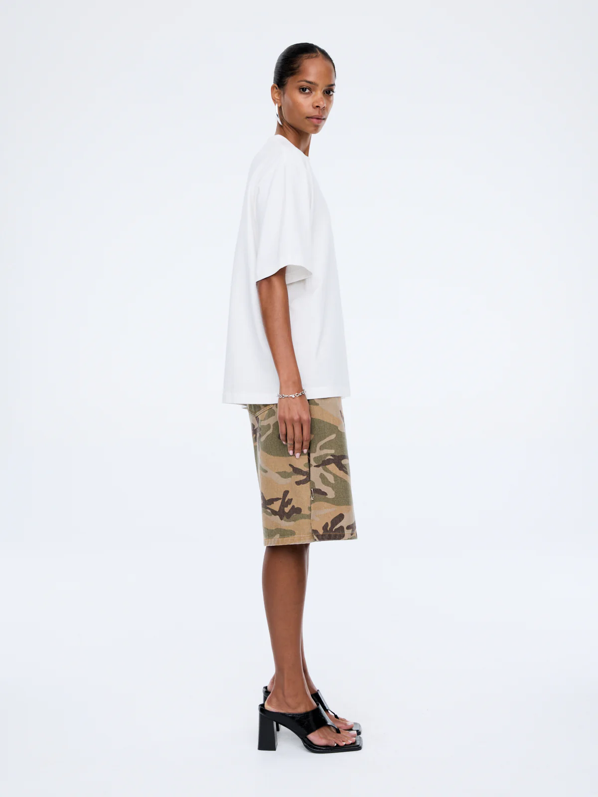 CP 1995 TEE - Image 3