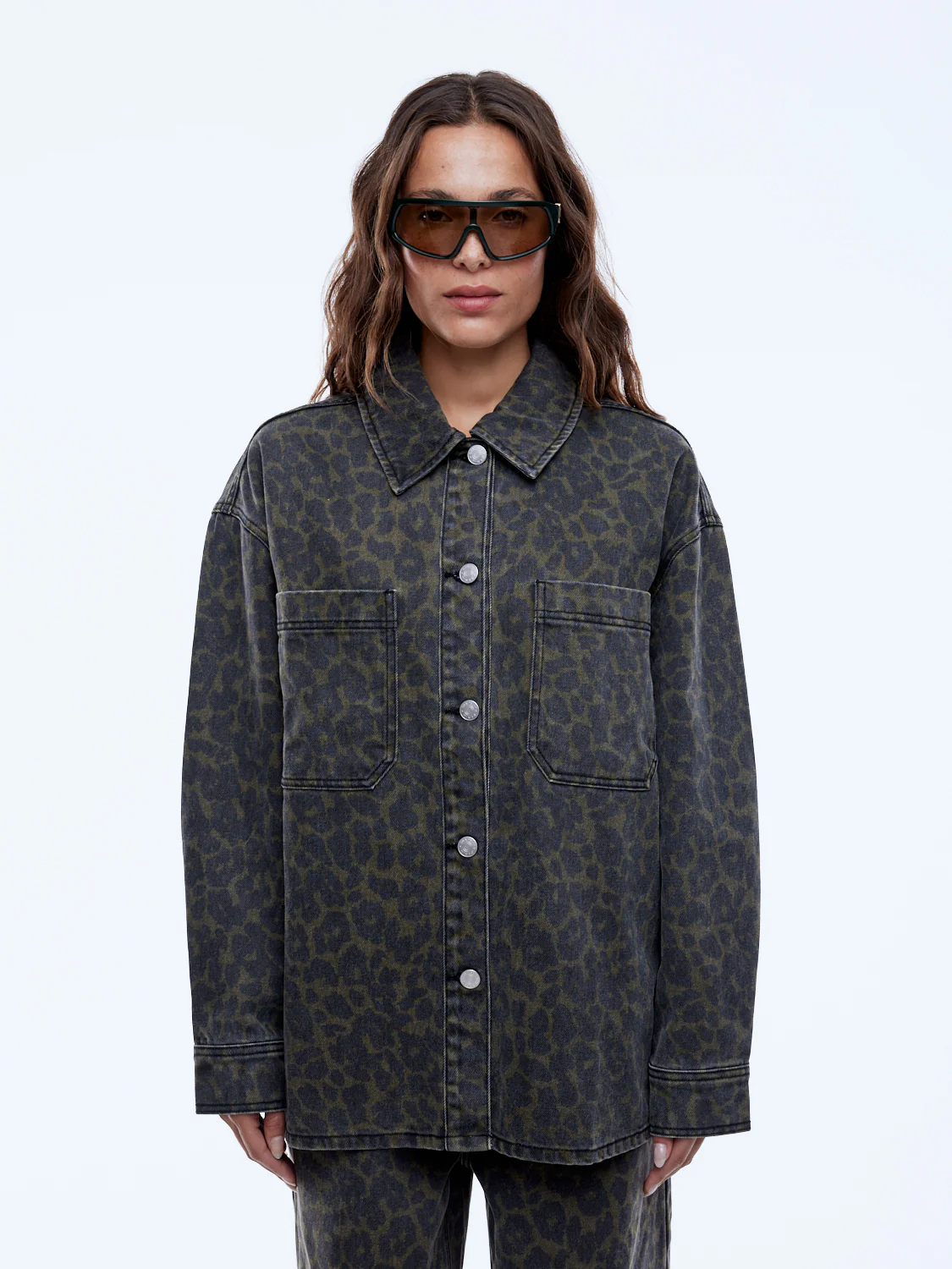 EVIE DENIM OVERSHIRT - Image 5