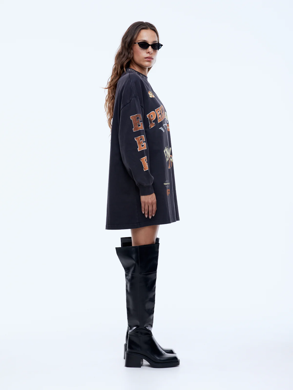 PELLY SPORT TEE DRESS - Image 3